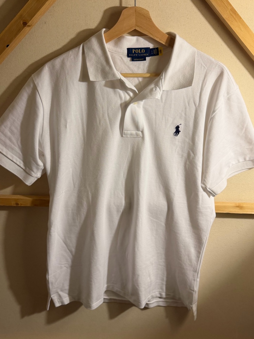 Used - Excellent condition Polo Ralph Lauren White Polo Shirt Slim Fit . Size L